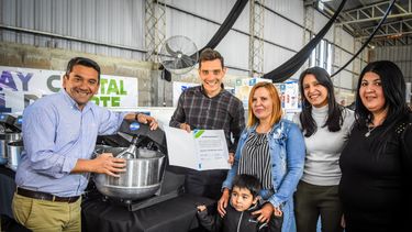 Entregaron herramientas y maquinaria a emprendedores de FME