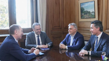 el gobierno busca consenso con los gobernadores para conseguir los apoyos para el presupuesto