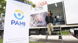 De la casta a los sobres: las prácticas que Milei prometió erradicar ahora salpican al PAMI libertario