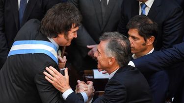 Milei y Macri . Las diferencias políticas volvieron a tensar la relación de cara al armado para 2027.&nbsp;