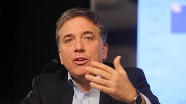 El gobierno recortará otros $100 mil millones