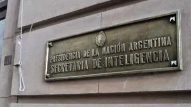 la oposicion rechazo la reforma de la side por decreto y denuncio la creacion de una policia politica