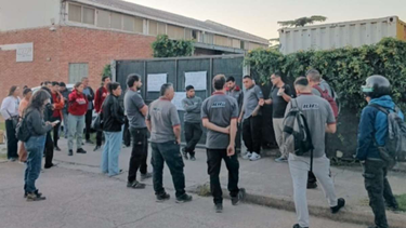 cerro una fabrica de neumaticos en cordoba y despidieron a 40 trabajadores