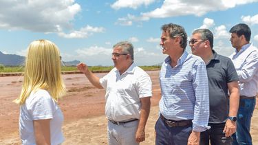 Raúl Jalil y Katopodis recorrieron obras en Tinogasta