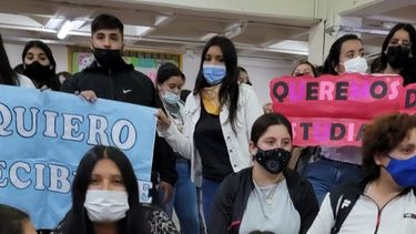 Estudiantes y docentes del IES José Cubas reclaman una solución