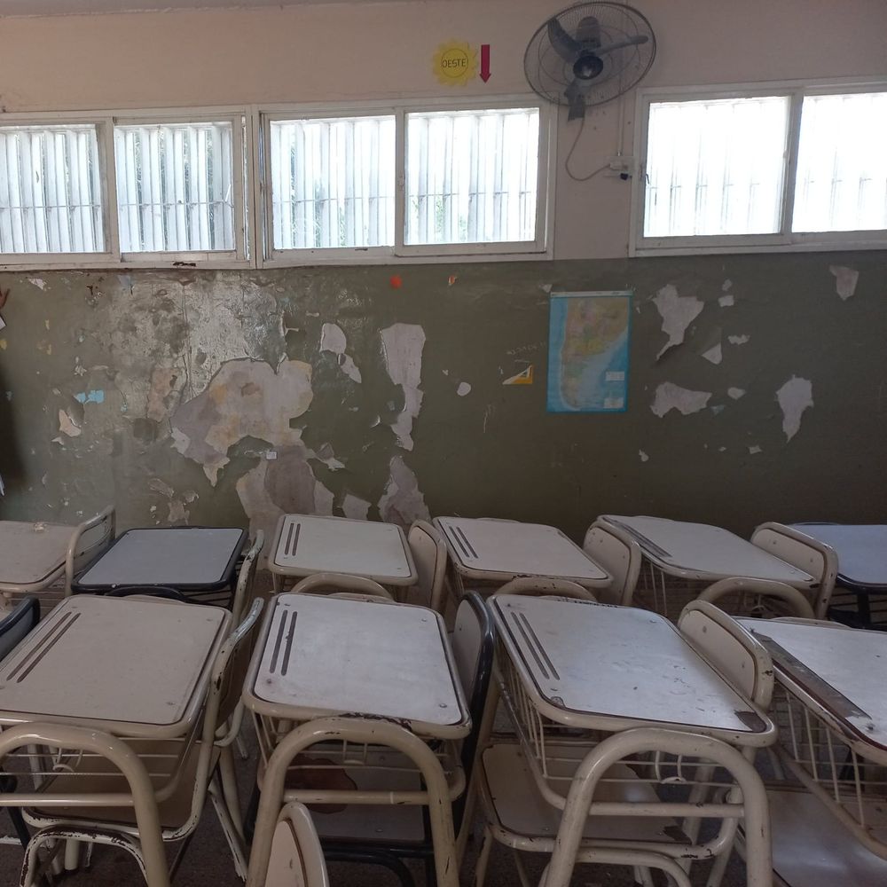 Malestar. En las escuelas piden hace meses por las refacciones.