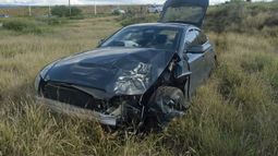 Chocó un auto de la empresa Aguas de Catamarca SAPEM