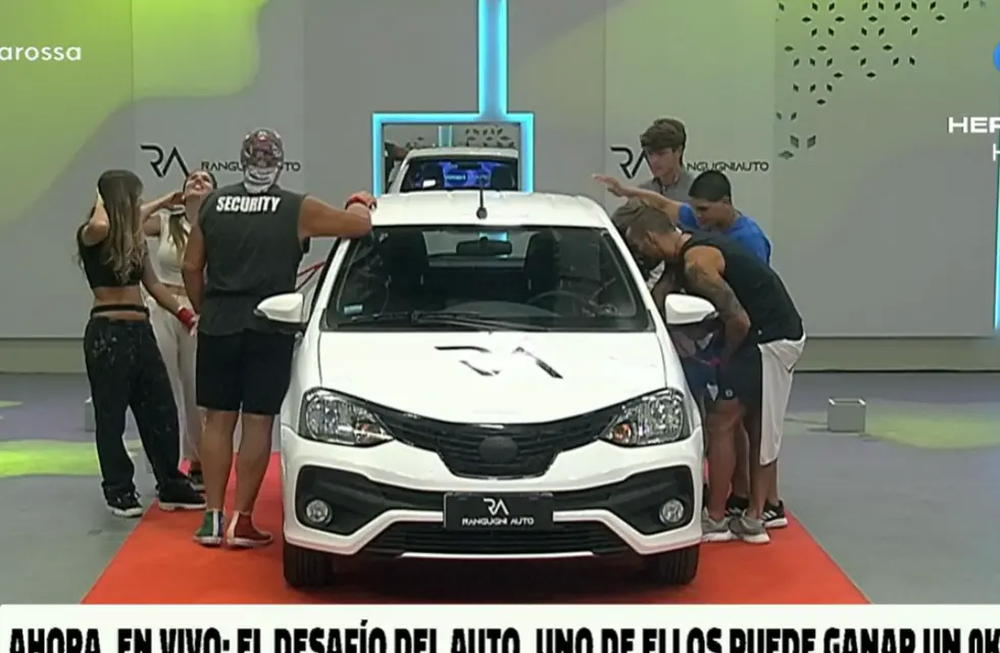 Gran Hermano realizó la prueba del auto.&nbsp;
