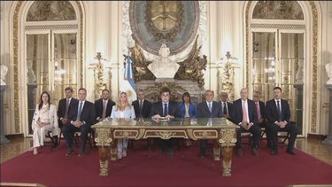 javier milei anuncio que reducira 90% los impuestos y la salida del cepo en 2025