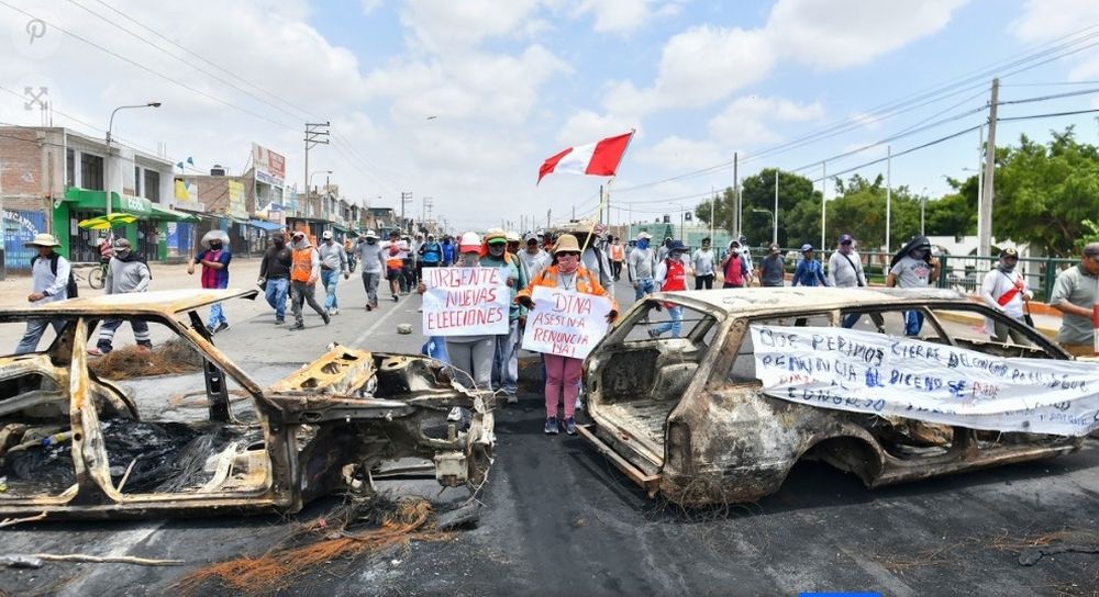 descontrol. malestar y enfrentamientos brutales en las calles.