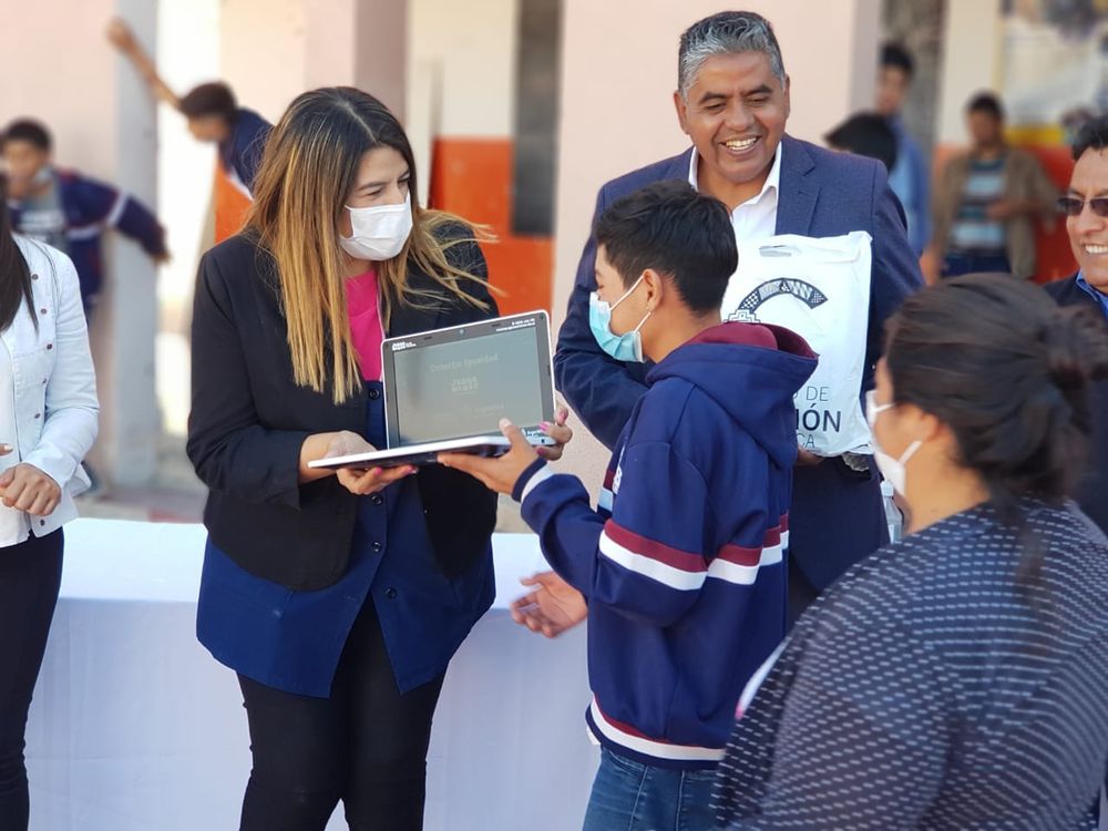 Los alumnos recibieron las netbooks