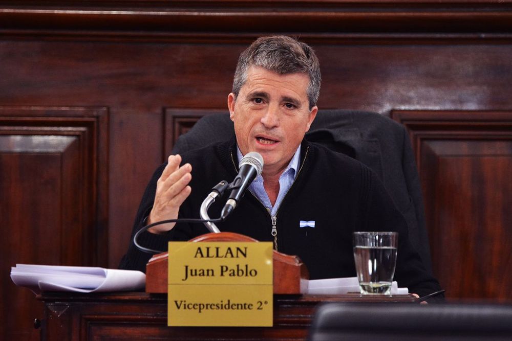 Un funcionario de Milei dio positivo de alcoholemia y abandonó el control