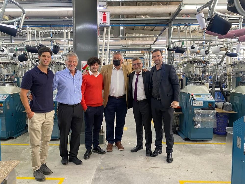 El ministro Álvarez avanza en gestiones para nueva radicación en la industria.jpg