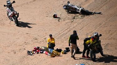 Un competidor del Dakar chocó y murió en plena competencia
