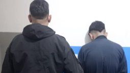 Arrestado tras atacar a policías con un cuchillo