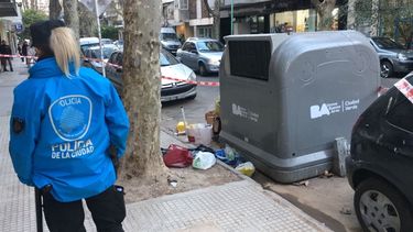 hallaron a un bebe muerto dentro de un contenedor de basura