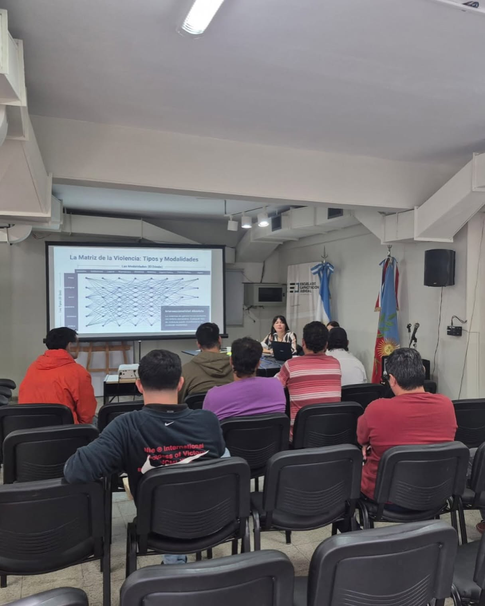 Medidas. Capacitarse en Ley Micaela sobre Masculinidades en clave de cuidados.&nbsp;