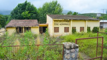 aconquija proyecta un nuevo edificio para el ies y un centro de formacion profesional