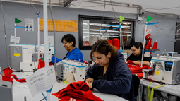 La Provincia asiste a empresas a través del Programa de Emergencia Textil La Provincia asiste a empresas a través del Programa de Emergencia Textil