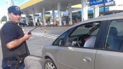 Se quedó dormido en plena avenida