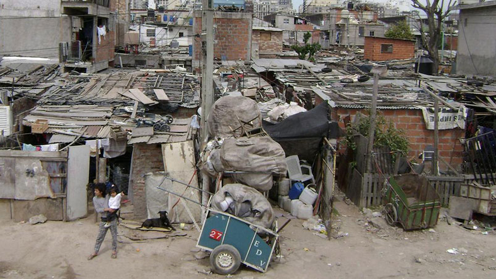 Un informe revela que comer absorbe el 93% del presupuesto en barrios populares