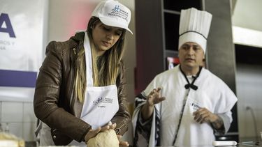 comidas, tragos regionales y pasteleria inclusiva en el show gastronomico