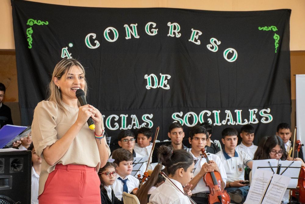 Centurión participo junto a cientos de estudiantes del “IV Congreso de Ciencias Sociales”3.jpg