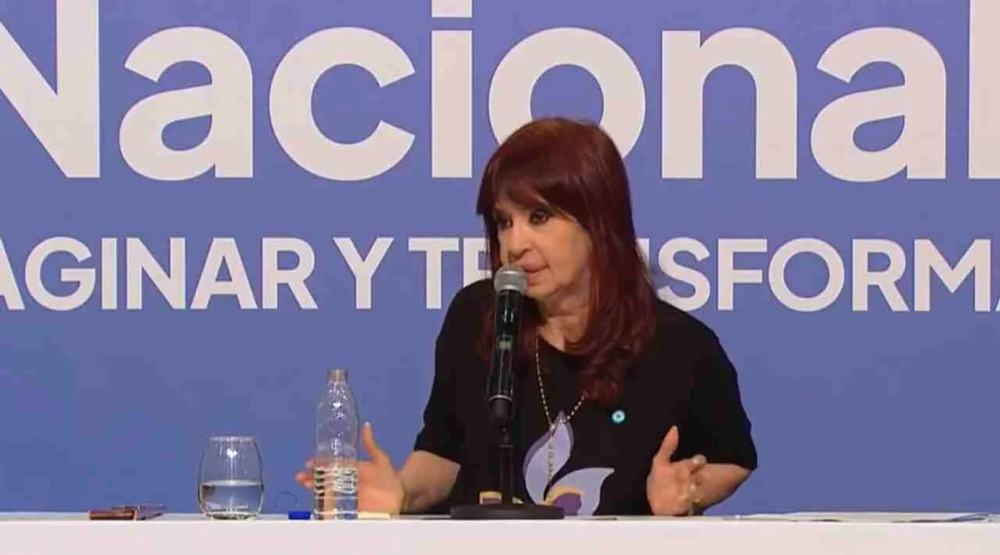 Cristina en X: A la inmensa mayoría de los argentinos la guita no le alcanza para nada