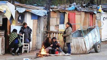 Con Milei la pobreza aumentó del 41,7% al 52,9%