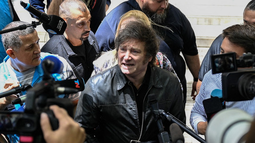 Asociaciones de periodistas repudian el bloqueo a la prensa acreditada en Casa Rosada Asociaciones de periodistas repudian el bloqueo a la prensa acreditada en Casa Rosada