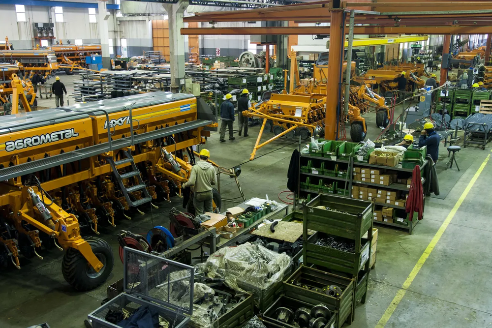 Buenos indicadores semantienen para la industria en la Argentina.
