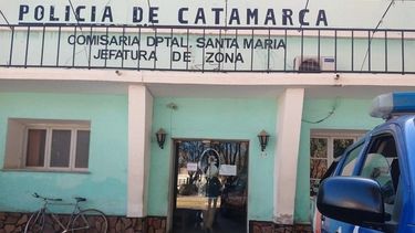 Sexagenaria intentaba cruzar la calle, la atropellaron y murió