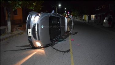 Fueron hospitalizados tras espectacular vuelco