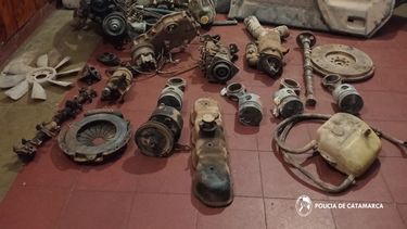 Secuestro. Un block de motor con todas sus partes mecánicas.