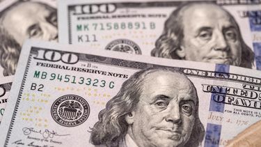 el dolar sigue subiendo y alcanzo un nuevo record