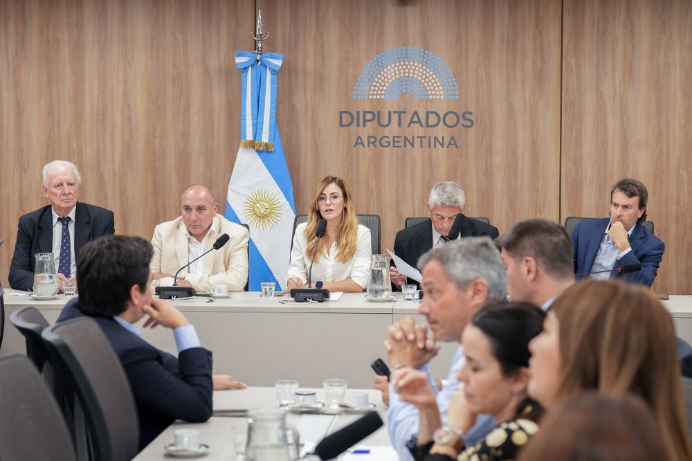 «No se deja de proteger nada, todo lo inventariado seguirá inventariado y protegido»