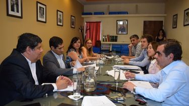 Diputados recibieron a Véliz por el presupuesto