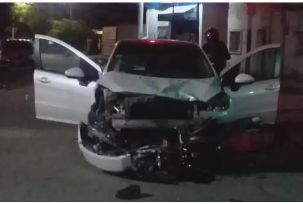 Accidente. Lucas Pereyra fue embestido por el auto conducido por Mariana Pedraza.