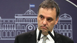 Declararon que Adorni pagó USD 21.000 en efectivo por un alquiler en Indio Cuá Declararon que Adorni pagó USD 21.000 en efectivo por un alquiler en Indio Cuá