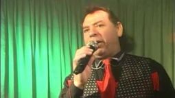 Murió famoso cantante cordobés en un accidente