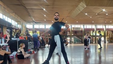 El catamarqueño Mauricio Tula, en el Ballet Oficial de Cosquín