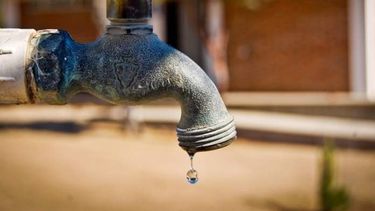 Sin agua potable. Aún no llegó el verano y el servicio tiene falencias.&nbsp;