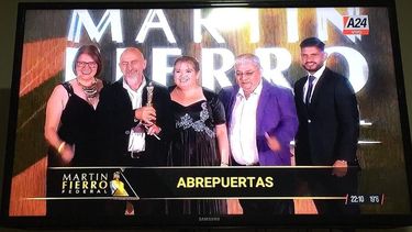 abre puertas y carlos h. barrionuevo, premiados en los martin fierro federal