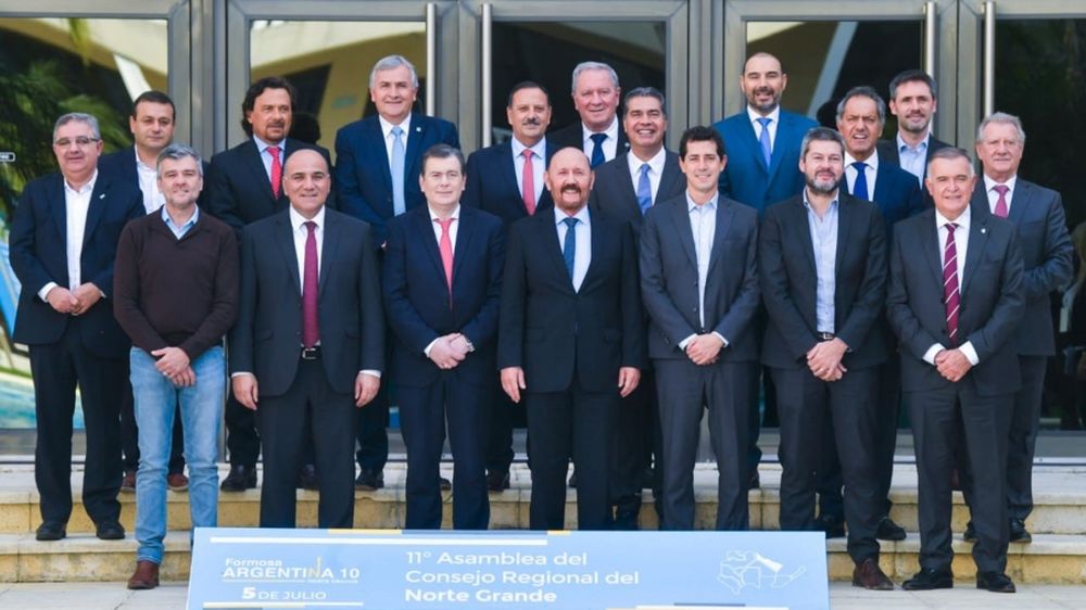 Gobernadores del Norte Grande y funcionarios nacionales.
