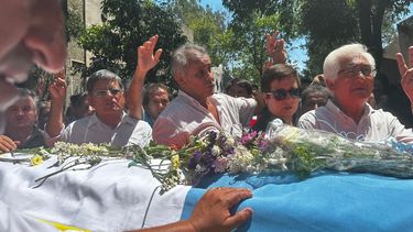 Los restos de Ramón Saadi ya descansan en el Cementerio Municipal.&nbsp;