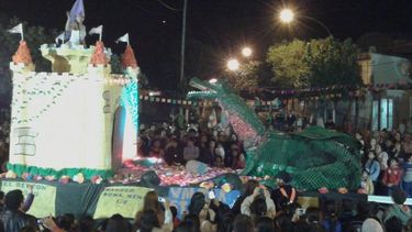 Las carrozas brillaron en San Antonio