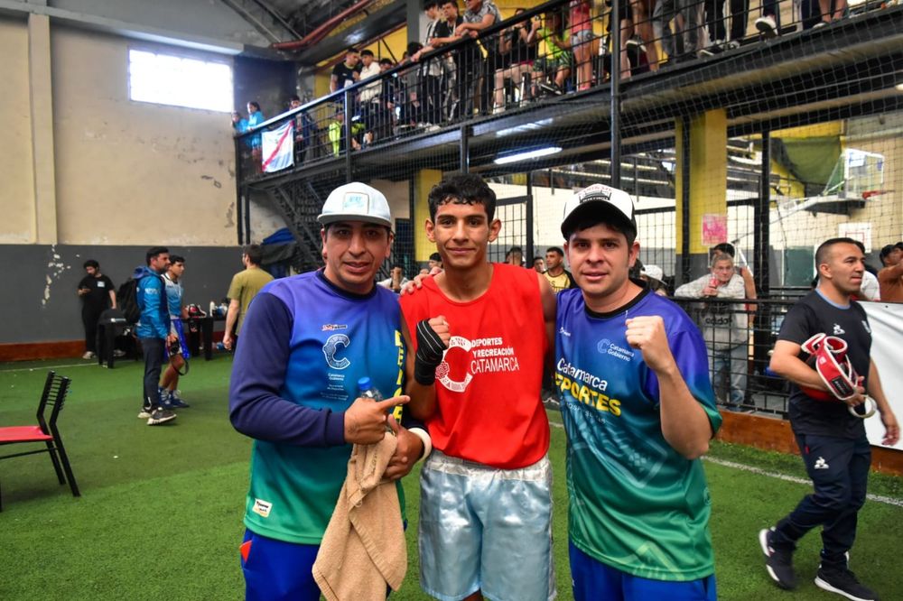 Néstor López y sus DT va mañana por la medalla de oro