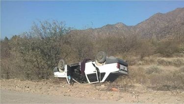 Una mujer resultó herida en un vuelco en Belén